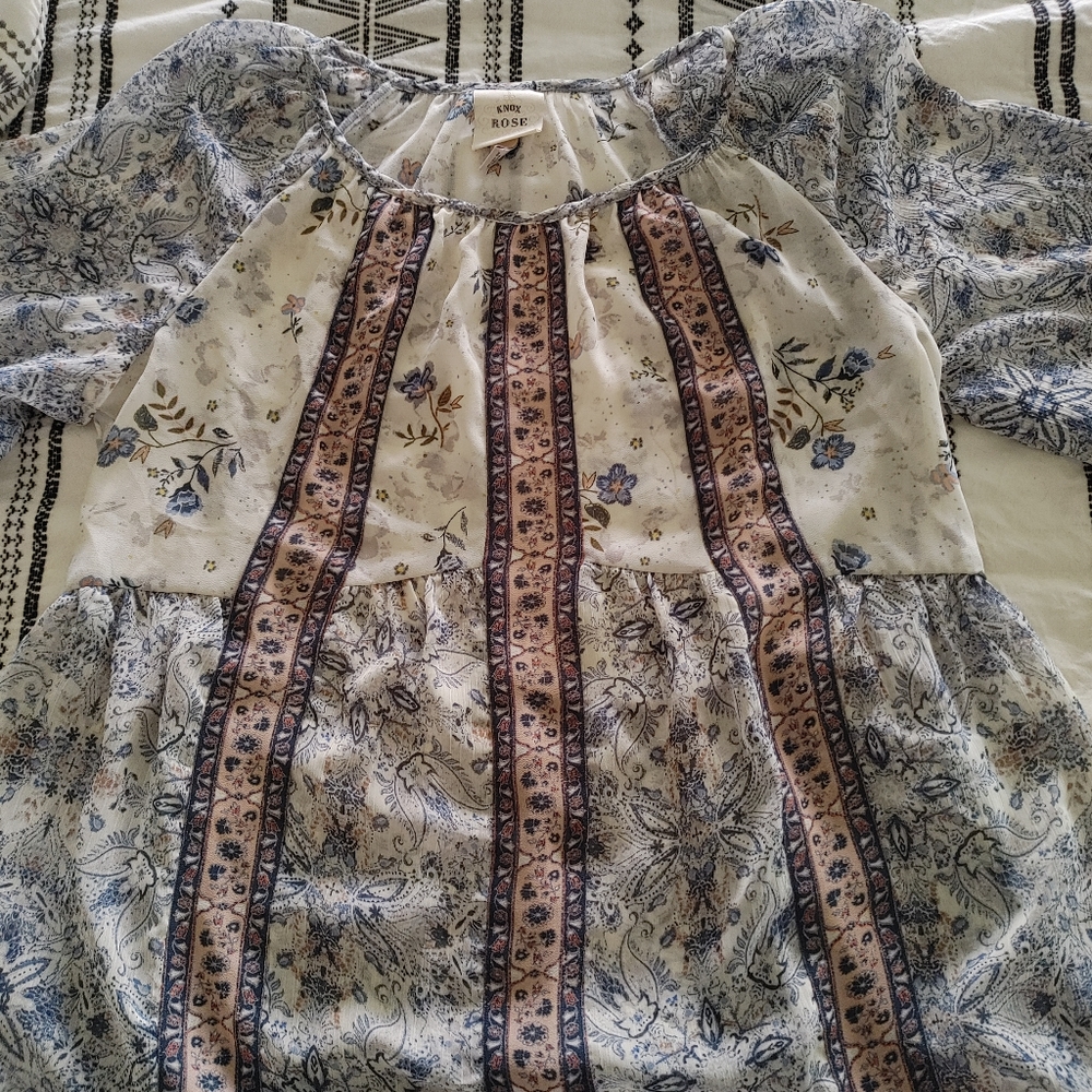 Knox Rose Springtime Floral Blouse